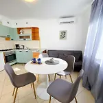 Apartman Inga Apartament *