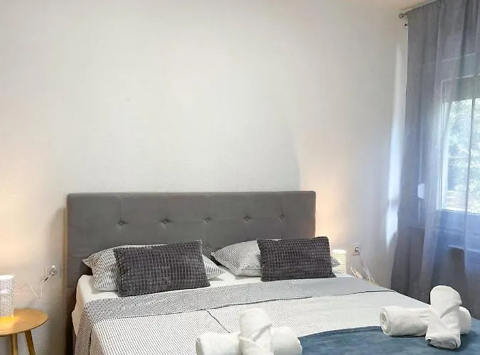 Apartman Inga Apartment *