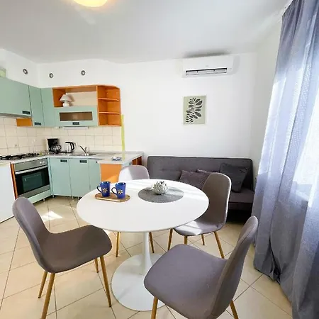 Apartman Inga 아파트 *