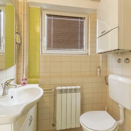 아파트 Apartman Inga