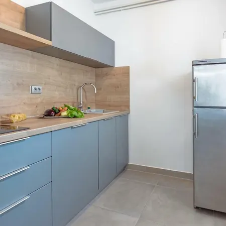 아파트 Apartman Inga 풀라